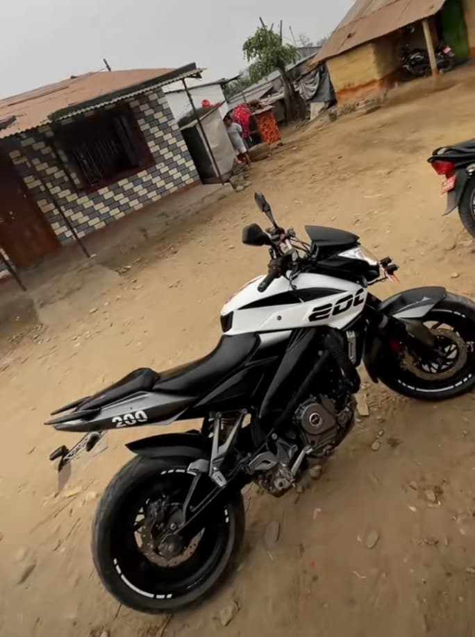 2017 Bajaj Pulsar NS 200 image