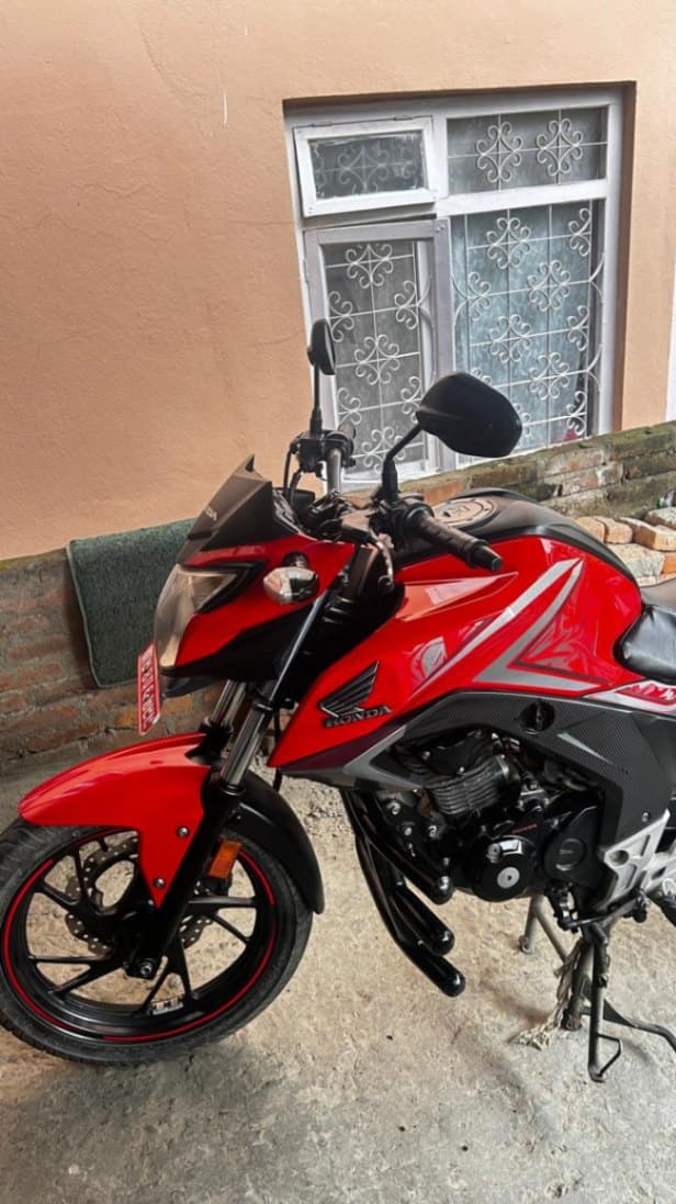 2017 Honda CB Hornet 160R image