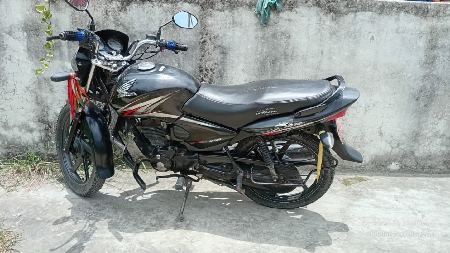 2011 Honda CB Shine image